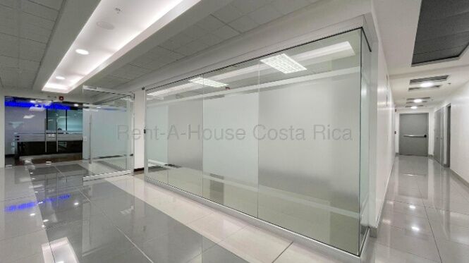 Se alquila local comercial en Santa Ana San José 26-2094 in Santa Ana, San José — $2,380