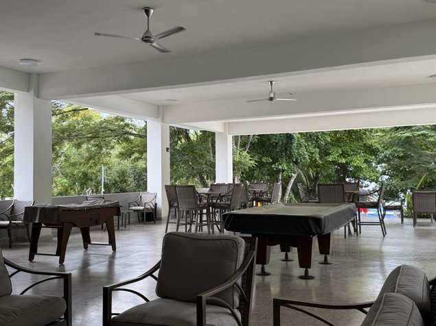 Vende apartamento en condominio Punta Leona (MV) en Tárcoles, Garabito, Puntarenas — $315,000 - Foto 3 de 10