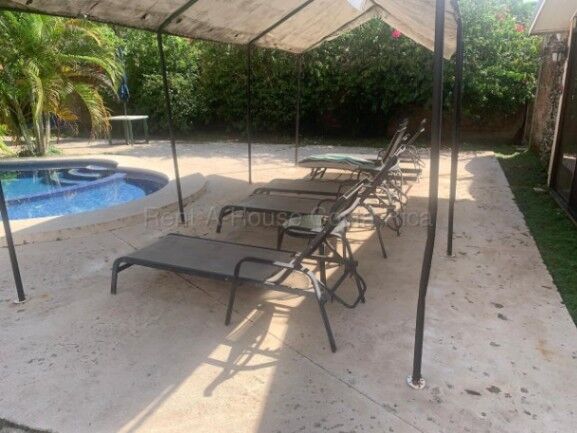 MLS-26-2223 KQ VENTA CASA PARRITA PUNTARENAS CONTACTENOS AL # 88987222 en Parrita, Puntarenas — ₡ 150 000 000