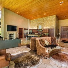 Espectacular Propiedad en San Rafael de Escazú in San Rafael, Escazú, San José — $1,700,000 - Photo 5 of 13