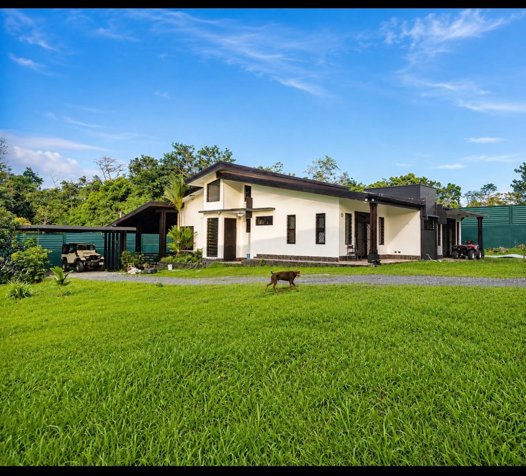 🏡 CASA DE LUJO EN VENTA EN BELLAVISTA, GUÁPILES en Guápiles, Pococí, Limón — ₡ 175 000 000 - Foto 2 de 22