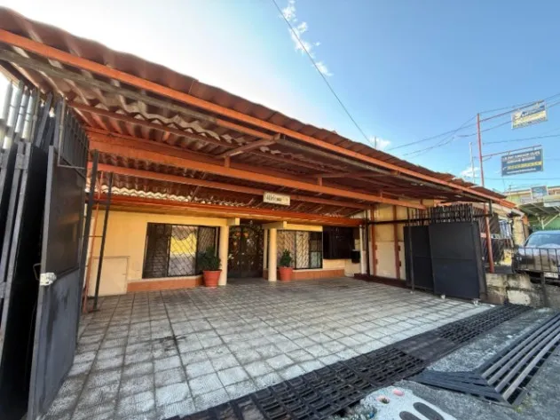 EDIFICIO CON APARTAMENTOS EN VENTA, SANTA BARBARA DE HEREDIA, $200.000 Cod#25-1360 en Santa Bárbara, Heredia — ₡ 105 000 000