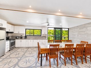 Furnished 4-Bedroom Home with Private Pool – Near Tamarindo en Veintisiete De Abril, Santa Cruz, Guanacaste — $2,100 - Foto 4 de 26