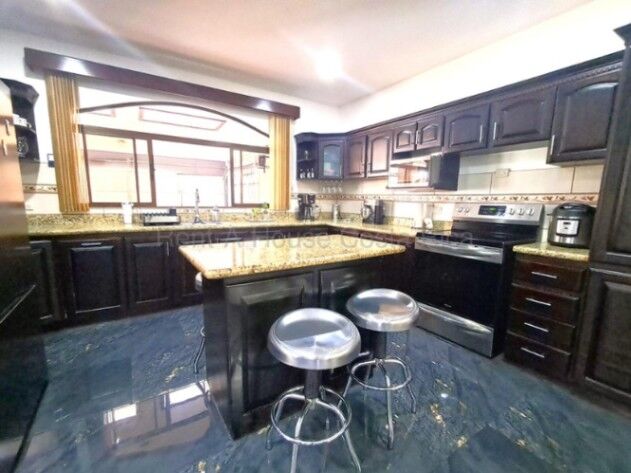 Venta de Casa en San Pablo de Heredia. in San Pablo, Heredia — ₡ 165 000 000