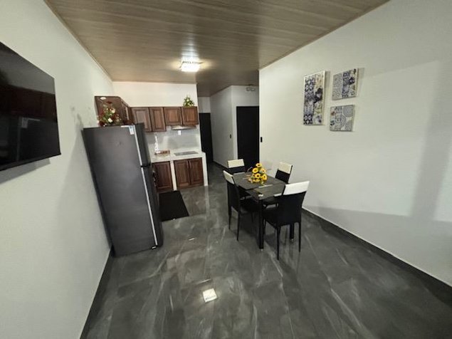 Complejo de apartamento de 7 unidades en Atenas, Alajuela — $950,000 - Foto 2 de 19