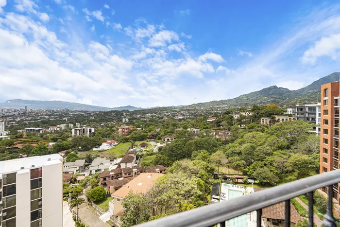 Luxury Apartment in Monte Plata, Escazú – 370 m² in Escazú, San José — $6,000 - Photo 2 of 33
