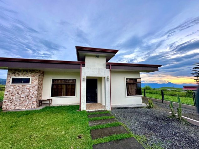 Casa y Apartamentos en Venta – Exclusivo Residencial La Llanada. in Quesada, San Carlos, Alajuela — ₡ 125 000 000