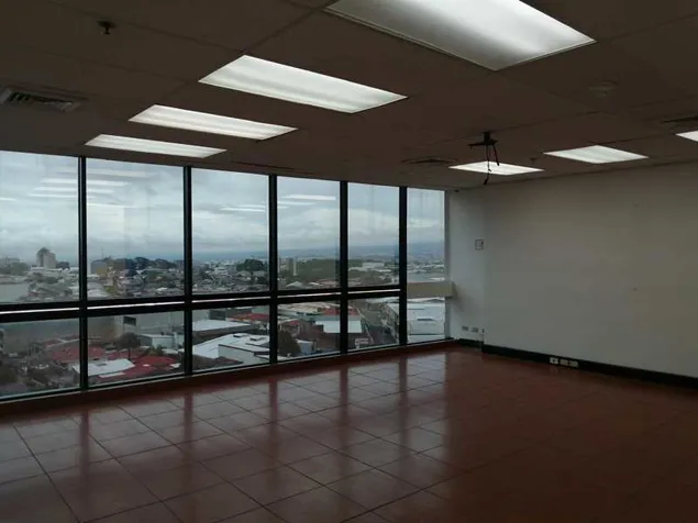 Oficina en alquiler en Paseo Colón, Oficentro. PC2961640 en Merced, San José — $5,541