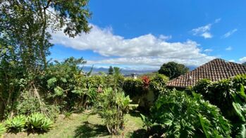 Venta de Casa en San Antonio de Escazú. RAH 26-1346 en San Antonio, Escazú, San José — $219,000 - Foto 5 de 17