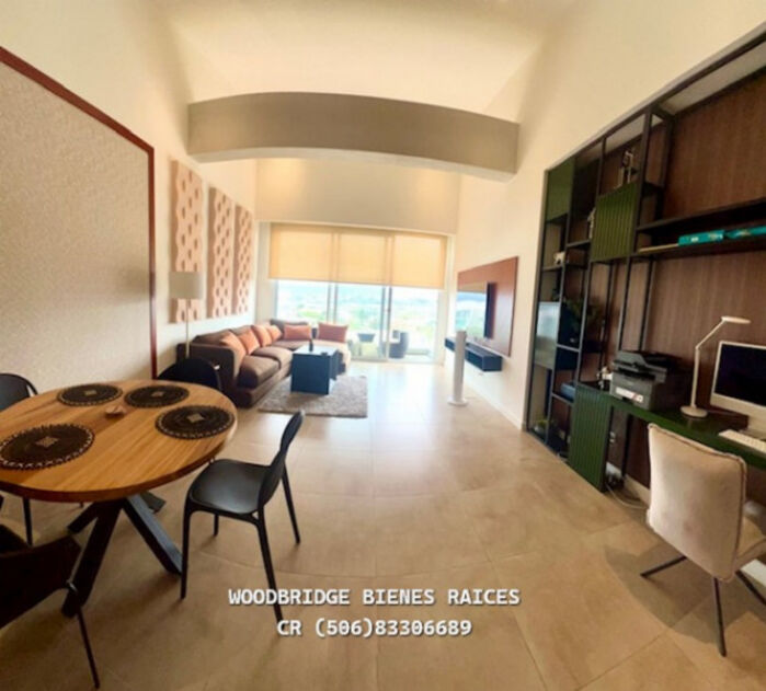 CR Escazu penthouse en alquiler amueblado /2 dormitorios in Escazú, San José — $2,500