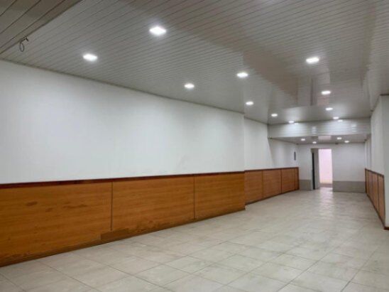 Alquiler de Local Comercial en Catedral, San José. RAH 26-1198 in Catedral, San José — $4,000