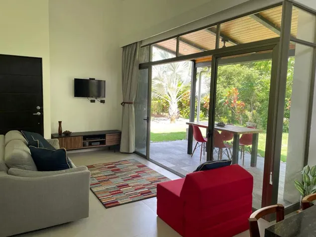 CASA EN CONDOMINIO LOMAS DEL SOL MARBELLA GUANACASTE en Santa Cruz, Guanacaste — $250,000 - Foto 2 de 16