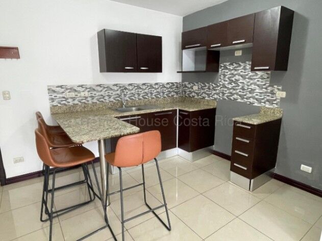 Venta | Apartamento en primer piso, excelente inversión #26-2040 GS en San Sebastián, San José — $131,000