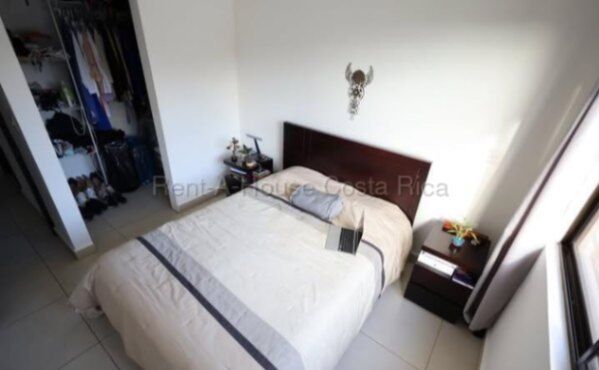 Se alquila apartamento en Sanchez Curridabat 26-2179 in Sánchez, Curridabat, San José — $1,100