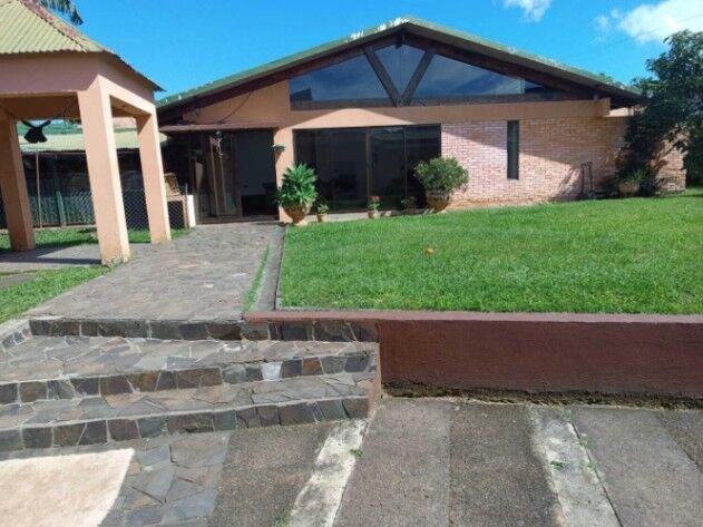 Se vende casa en Tirrases Curridabat 25-1167 en Tirrases, Curridabat, San José — $450,000