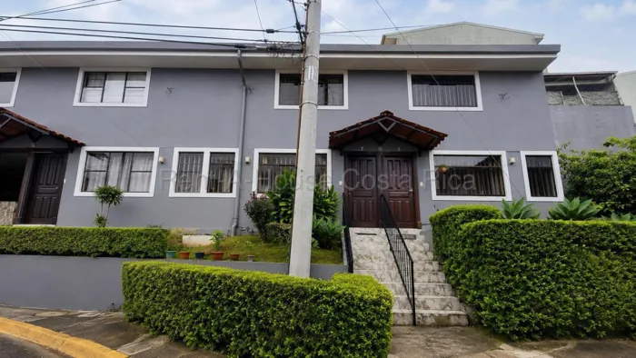 Alquiler de Apartamento Amoblado de 2 Niveles en San Rafael #27-1042 GS en San Rafael, Montes De Oca, San José — ₡ 420 000