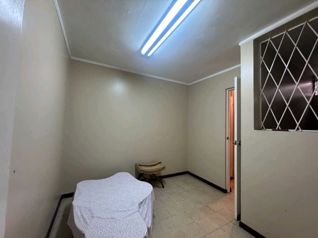 VIVE A LO GRANDE EN BARRIO ESCALANTE. en Carmen, San José — $2,400 - Foto 4 de 29