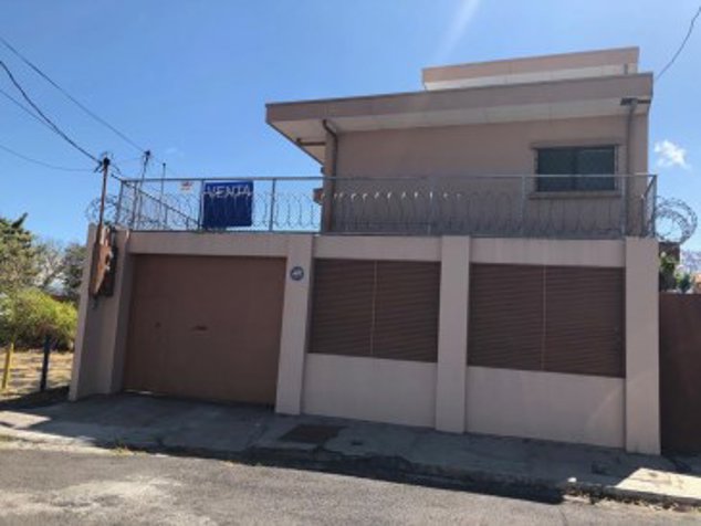 SE VENDE CASAS GEMELAS EN ROHRMOSER LA FAVORITA SUR. in Pavas, San José — $700,000 - Photo 2 of 56