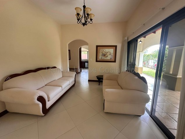 Venta de casa colonial moderna amueblada en Ciudad Colón #27-566 GS in Colón, Mora, San José — $550,000 - Photo 3 of 10