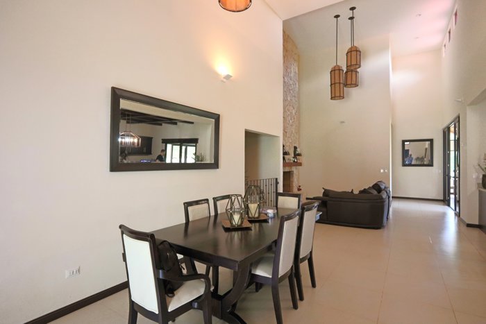 Venta o Alquiler Casa en San Rafael de Heredia in San Rafael, Heredia — $2,900 - Photo 2 of 26