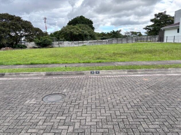 Venta de Lote en La Guácima-Alajuela. RAH 26-567 in Guácima, Alajuela — $100,000