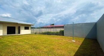 SE VENDE O ALQUILA CASA EN ATENAS, ALAJUELA.  en Santa Eulalia, Atenas, Alajuela — $1,000 - Foto 4 de 10