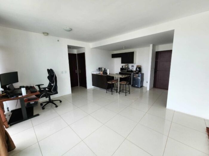 Apartamento con terraza y vistas panorámicas #25-55 GS en Hatillo, San José — $143,000