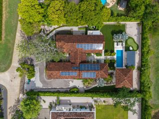 Residencia de Lujo de Cinco Habitaciones en Las Brisas en Tamarindo, Santa Cruz, Guanacaste — $1,599,000 - Foto 3 de 14