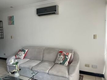 Se alquila moderno apartamento en condominio de Santa Ana 26-586 en Uruca, Santa Ana, San José — $1,050 - Foto 5 de 22