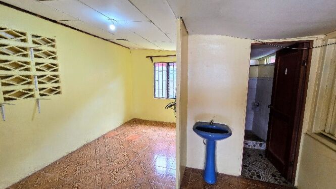 ACOGEDORA CASA CON EXCELENTE UBICACIÓN EN VILLA LIGIA,PZ. in San Isidro De El General, Pérez Zeledón, San José — $100,000