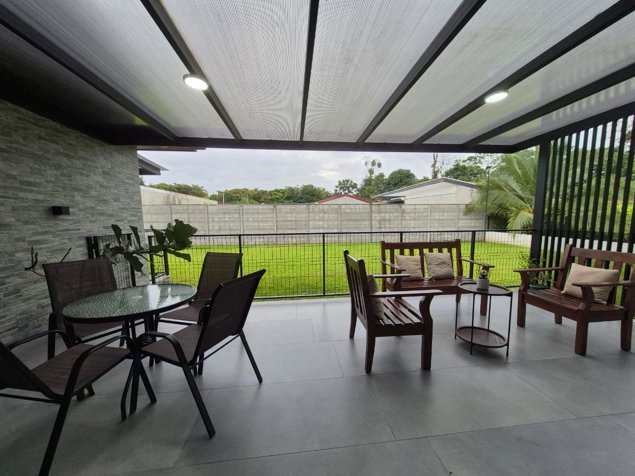 🏡 CASA MODERNA EN VENTA EN LA COLONIA – RESIDENCIAL PRIVADO in La Colonia, Pococí, Limón — ₡ 82 000 000 - Photo 3 of 30