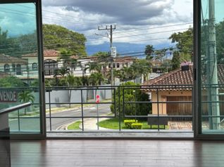 Venta de Apartamento tipo Loft de 3 Niveles en San Rafael de Escazu en San Rafael, Escazú, San José — $230,000 - Foto 4 de 14