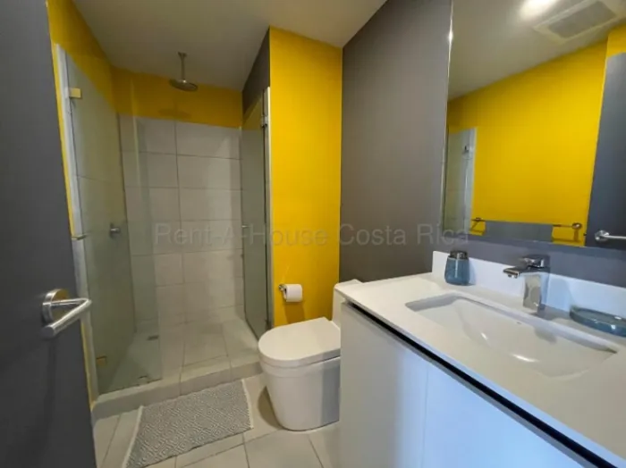 For Rent Apartment in Mata Redonda, San José 26-2128 in Mata Redonda, San José — $1,000 - Photo 2 of 17