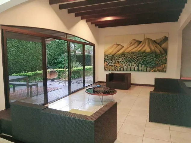 CASA EN VENTA EN CONDOMINIO EXCLUSIVO EN POZOS DE SANTA ANA en Pozos, Santa Ana, San José — $695,000 - Foto 2 de 14