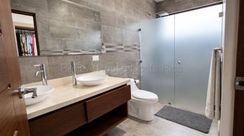 CASA EN VENTA EN POAS ALAJUELA en San Pedro, Poás, Alajuela — 160 000 000 ₡ - Foto 4 de 16