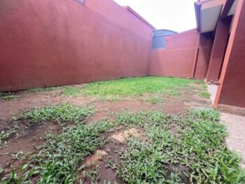Alquiler de Hermosa casa Condominio Hacienda de Oro en Gravilias, Desamparados, San José — $1,400 - Foto 5 de 19