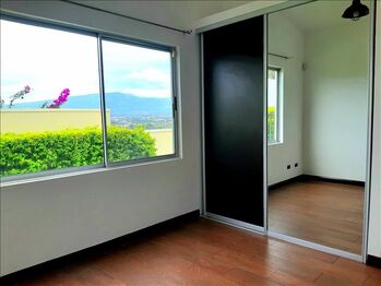 Se Vende Casa en Escazu en Residencial  en San Rafael, Escazú, San José — $380,000 - Foto 4 de 5