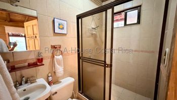Alquiler de Apartamento Tipo Cabaña en Santo Domingo de Heredia. RAH 27-410 in Santa Rosa, Santo Domingo, Heredia — $1,150 - Photo 4 of 14