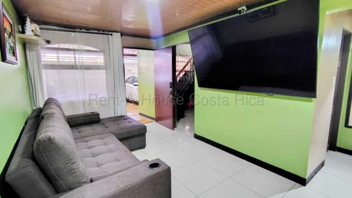 Casa Venta La Trinidad Moravia 85 Millones 180m2 Const 120m2 Terreno Principal 1ra Planta Terraza Te en La Trinidad, Moravia, San José — ₡ 85 000 000 - Foto 2 de 20