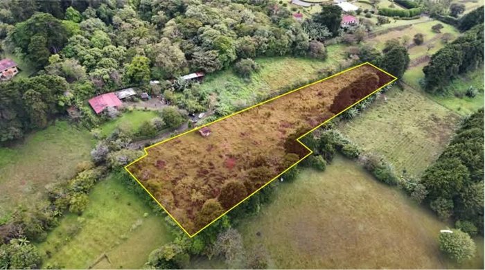 GRAN OPORTUNIDAD DE INVERSIÓN: LOTE DE 7.059 M² EN SAN ISIDRO en San José, San Isidro, Heredia — ₡ 162 000 000
