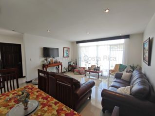 Venta de casa moderna con patio y vistas en Moravia #26-1886 GS en San Vicente, Moravia, San José — $220,000 - Foto 4 de 10