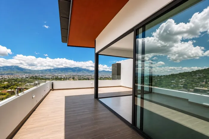 venta de Pent House en Escazu en Santa Ana, San José — $850,000