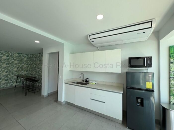 Se alquila apartamento en Escazú Centro 26-1681 in Escazú, San José — $4,500