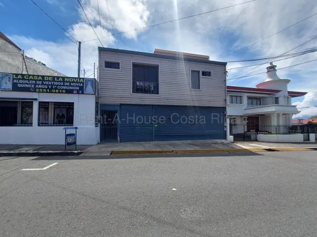 Commercial Premises for Rent in Oriental de Cartago. RAH 27-914 NEGOTIABLE PRICE in Oriental, Cartago — ₡ 900 000