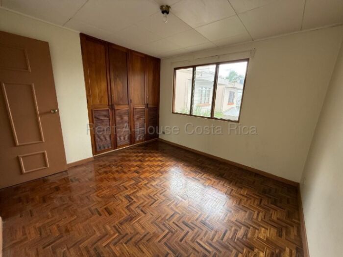 Casa tipo dúplex en exclusivo condominio en Freses de Curridabat #26-2218 GS en Granadilla, Curridabat, San José — $152,500