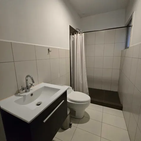 ALQUILO APARTAMENTO AMUEBLADO EN LA GUÁCIMA-ALAJUELA. en Guácima, Alajuela — $1,200 - Foto 2 de 10