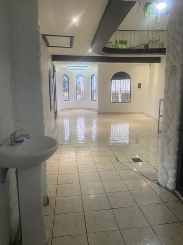 Alquiler de Local Comercial / Paraíso de Cartago en Paraíso, Cartago — ₡ 700 000 - Foto 3 de 7