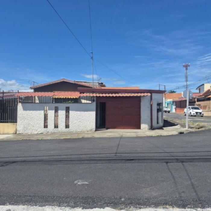 Venta de Casa + APTO en Carmen, Cartago. RAH 26-614 in Carmen, Cartago — ₡ 85 000 000