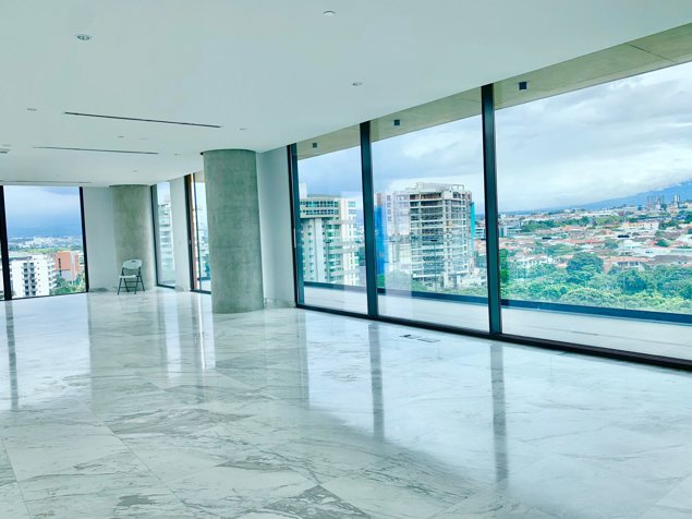 Lujoso apartamento en Avenida Escazu in Escazú, San José — $2,700,000 - Photo 3 of 22