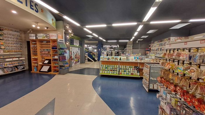 Venta edificio 5 pisos cerca Avenida Central en Merced, San José — $5,500,000